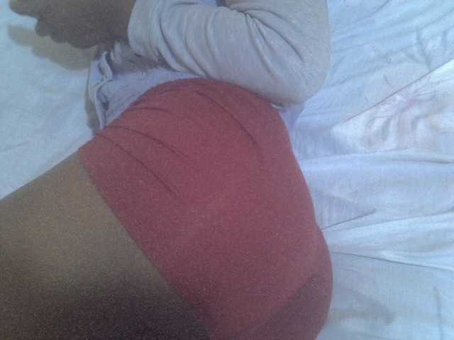 Tashabea BongaCams Model