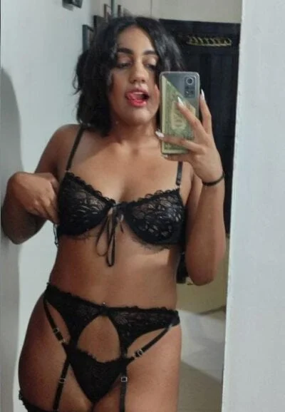 OnlyGia Stripchat Model