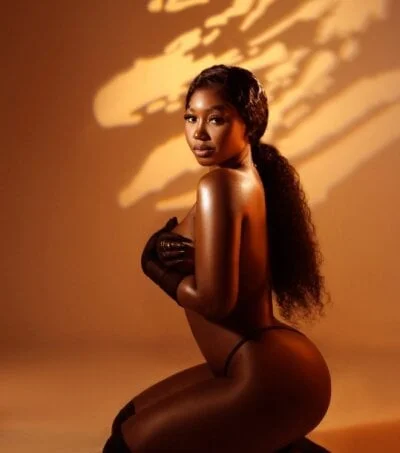 alisonn_moon Stripchat Model